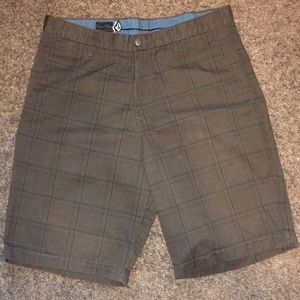 Brown Volcom Shorts | size: 34